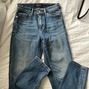 Banana Republic - High Rose Straight Jeans - 24P